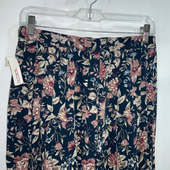 Talbots pleated skirt Sz 10 vintage rayon floral new - Picture 5 of 7